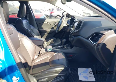 2021 Jeep Cherokee Trailhawk 4X4 from USA, damaged, VIN 1C4PJMBX7MD239895